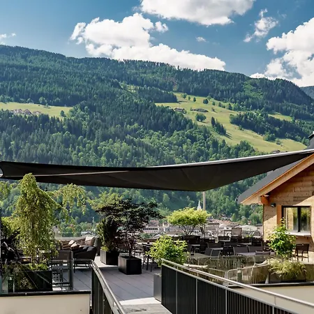 Ferienalm Panorama Hotel 4*
